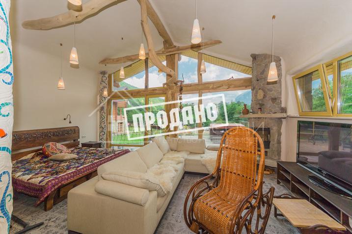 Эксклюзивный деревянный дом ручной рубки на Красной Поляне №9