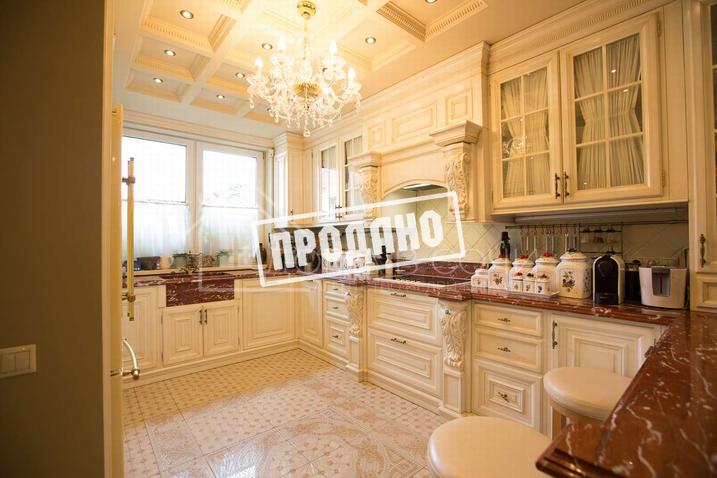 Особняк в элитном поселке Орхидея парк №17