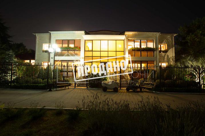 Особняк в элитном поселке Орхидея парк №51