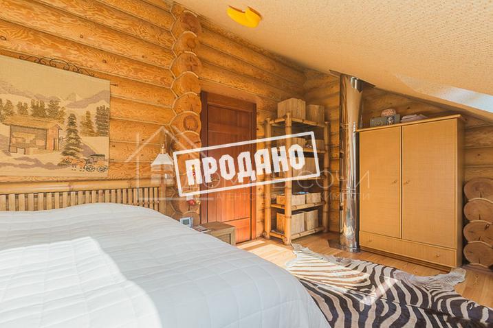 Эксклюзивный деревянный дом ручной рубки на Красной Поляне №45