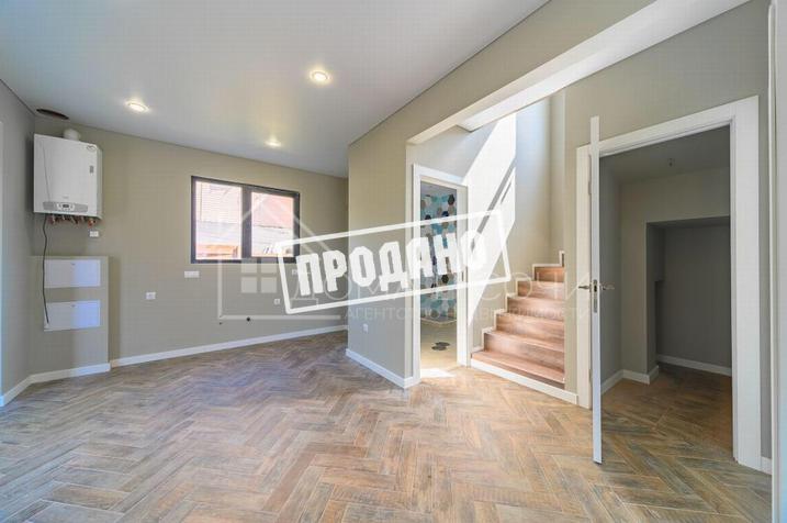 Дом в поселке бизнес-класса в 10 минутах ходьбы от моря №17