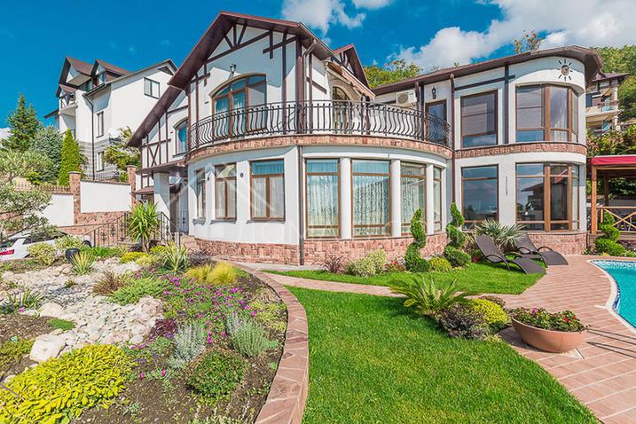 Южный дом на ул. Благодарной №5