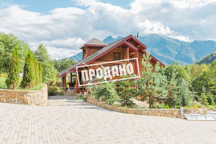 Эксклюзивный деревянный дом ручной рубки на Красной Поляне №63