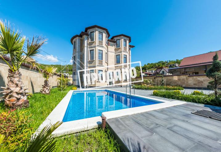 Домовладение в коттеджном городке, с ремонтом №2