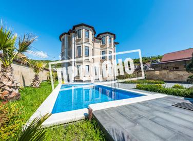 Домовладение в коттеджном городке, с ремонтом №2