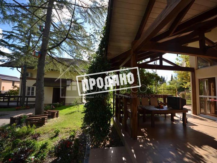 Усадьба на 20 сотках с бассейном №8