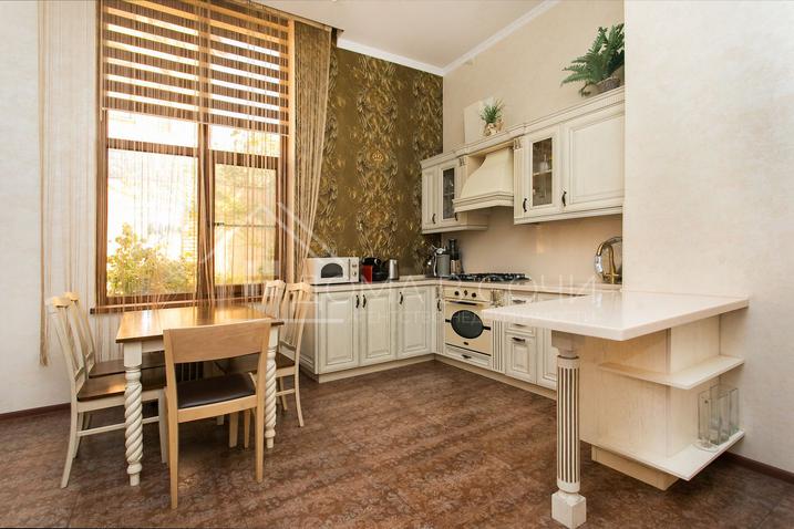 Дом в средиземноморском стиле №5