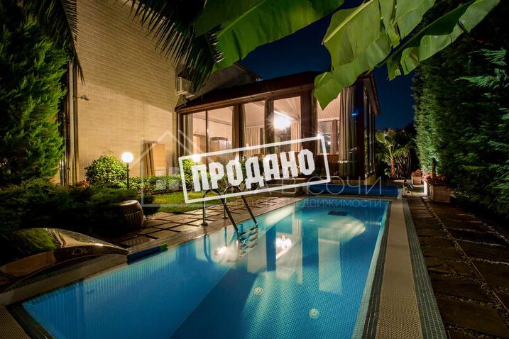 Особняк в элитном поселке Орхидея парк №2