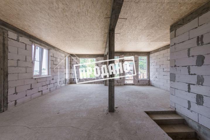 Коттедж в КП на улице Лимонной №18