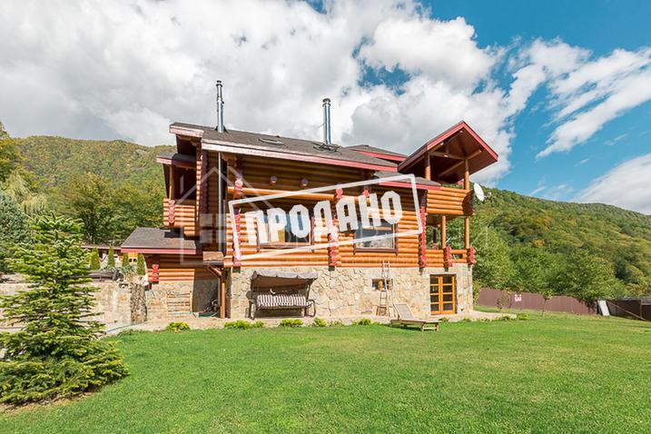 Эксклюзивный деревянный дом ручной рубки на Красной Поляне №55