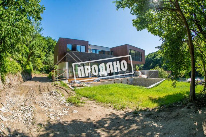 Коттедж с бассейном в КП Орел Изумруд №2