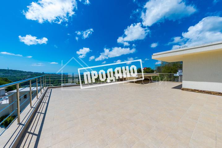 Новый коттедж в закрытом к/п, прекрасный вид на город и морское побережье №11