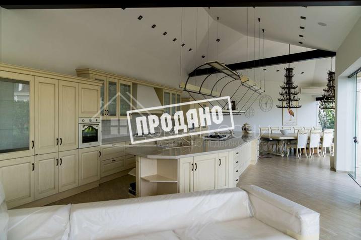 Резиденция в поселке премиум класса №3