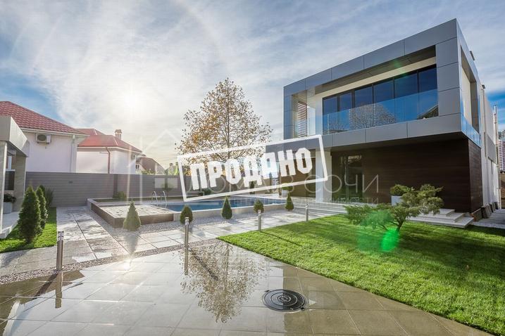 Новый коттедж на ул. Анапской №1