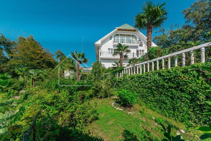 Вилла на 25 сотках с 12 метровым бассейном №3