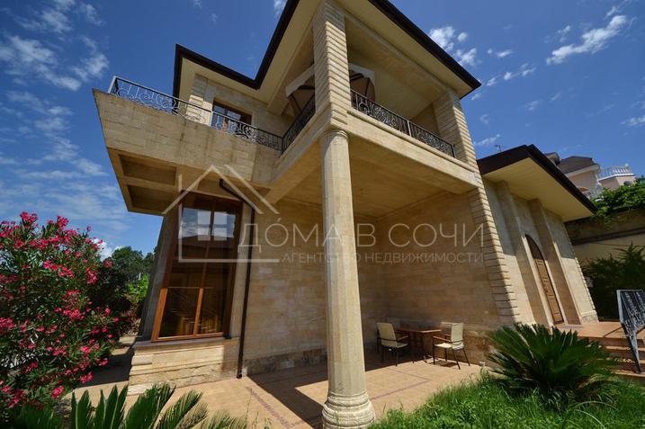 Дом в средиземноморском стиле №2