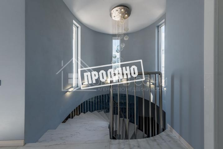 Дизайнерская вилла с бассейном №16