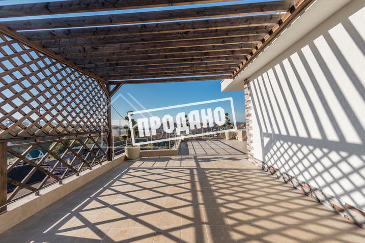 Новый дом с бассейном и видом на море №14