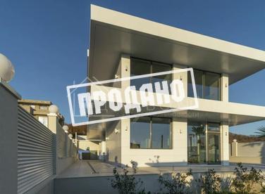 Новый дом в стиле хай-тек №4