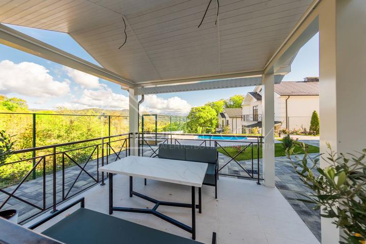 Дом в коттеджном поселке с видом на горы №8