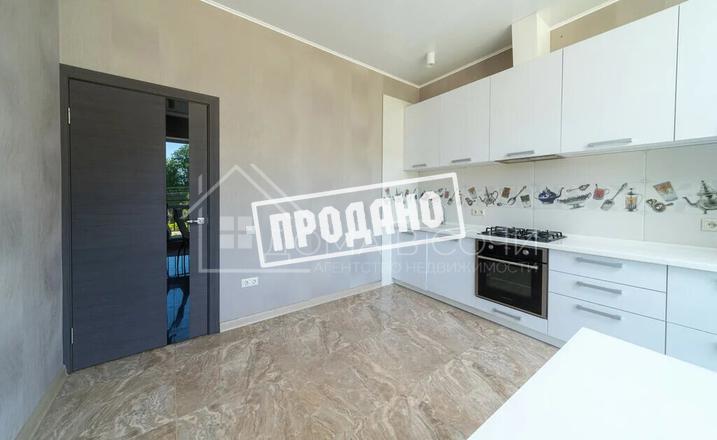 Дом с ремонтом в коттеджном городке №5