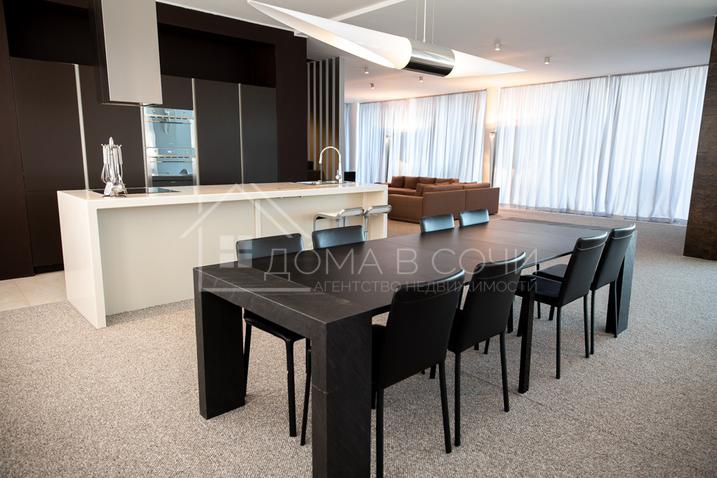 Дизайнерский особняк в горах Хосты №54