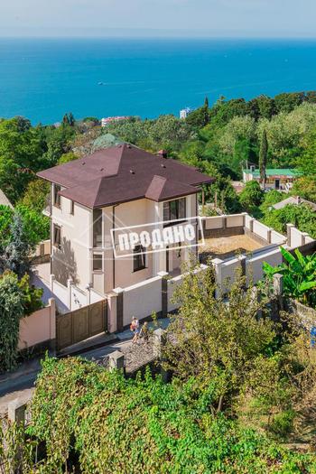 Коттедж у санатория Орджоникидзе №1