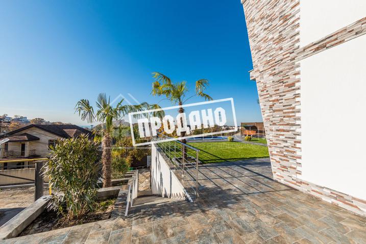 Новый дом с бассейном и видом на море №19