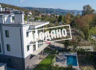 Новый дом в микрорайоне Хоста №4