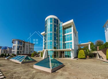 Резиденция в коттеджном поселке класса люкс №3