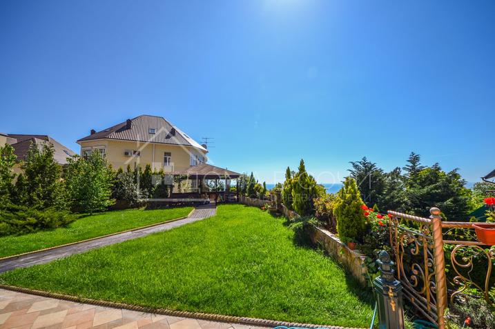 Элитное домовладение с классическим ремонтом и видом на море №7