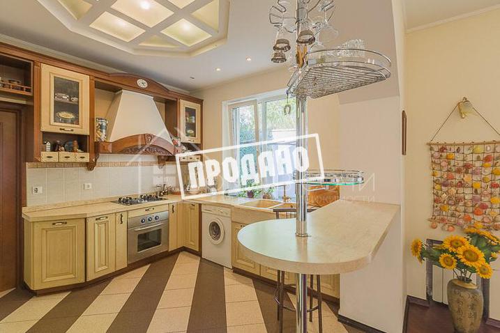 Коттедж на Есауленко №5