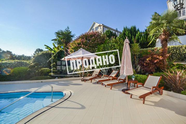 Роскошный особняк в средиземноморском стиле у моря №13