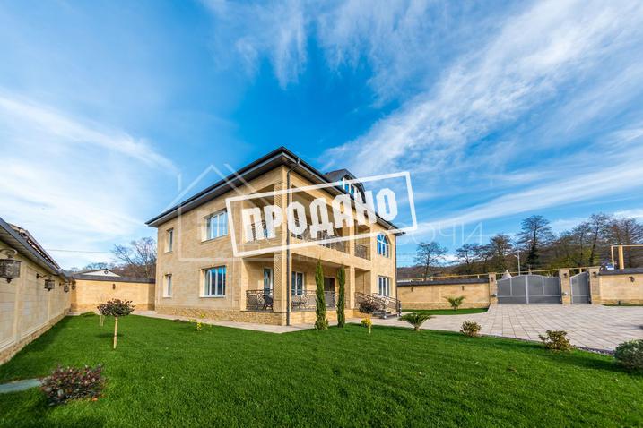 Домовладение с бассейном №6