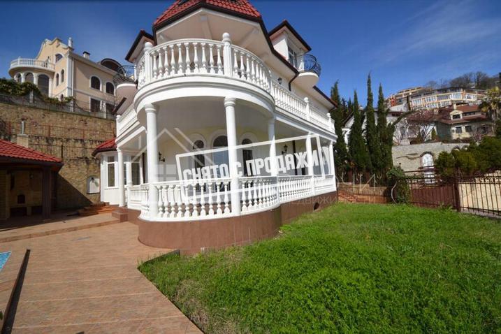 Красивый дом в КП Газпром №1