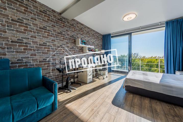 Современная вилла с бассейном №26