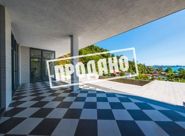 Современный дом у моря №5