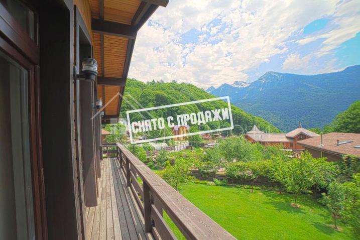 Особняк с большим участком на ул. Дворцовой №2