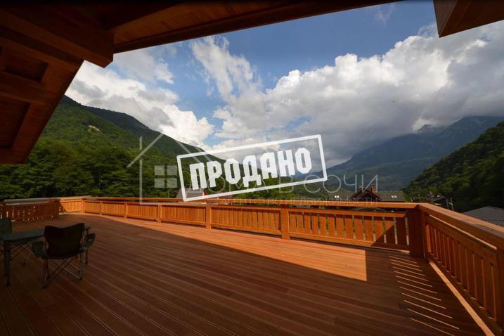 Респектабельная вилла-шале на ул. Береговой №5