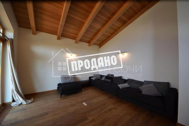 Респектабельная вилла-шале на ул. Береговой №8