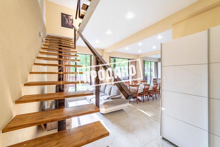 Современный коттедж в лесопарке №19