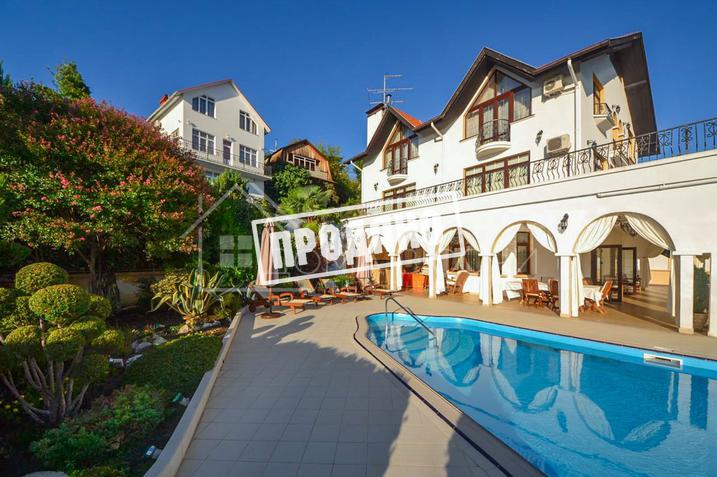 Роскошный особняк в средиземноморском стиле у моря №6