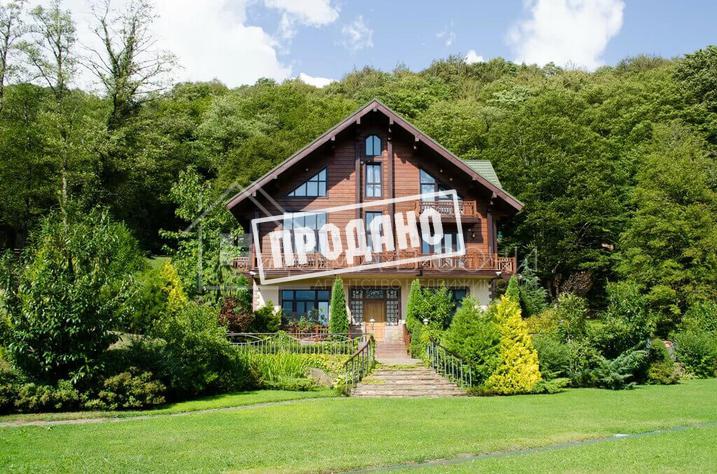 Элитная резиденция с вертолётной площадкой №1