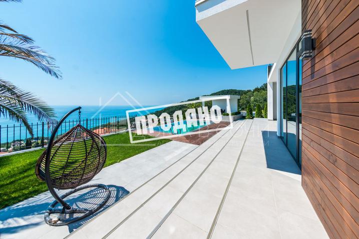 Коттедж на ул. Звездной №8