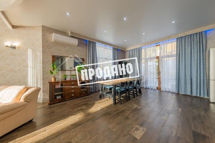 Архитектурный особняк на Старой Мельнице №19