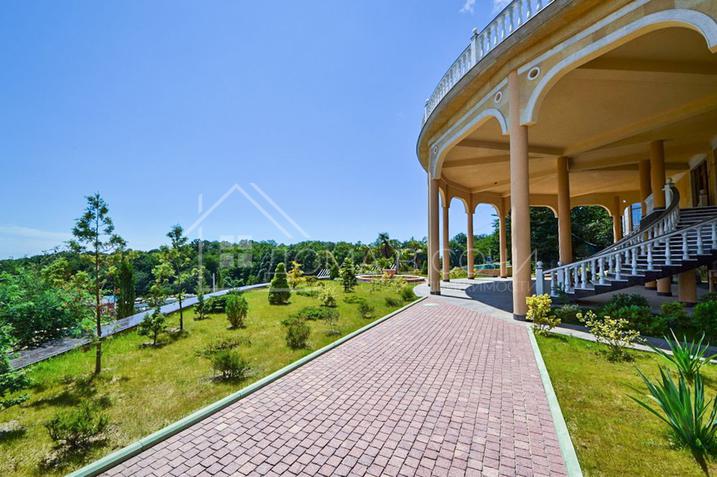 Резиденция в горах Хосты №3