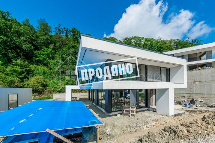 Современный особняк с видом на море №7