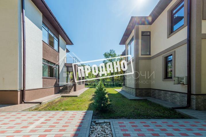 Современный коттедж у реки №3