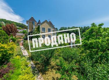 Коттедж в европейском стиле с видом на море №1