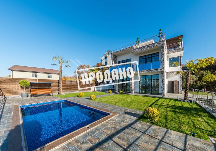 Новый дом с бассейном и видом на море №3